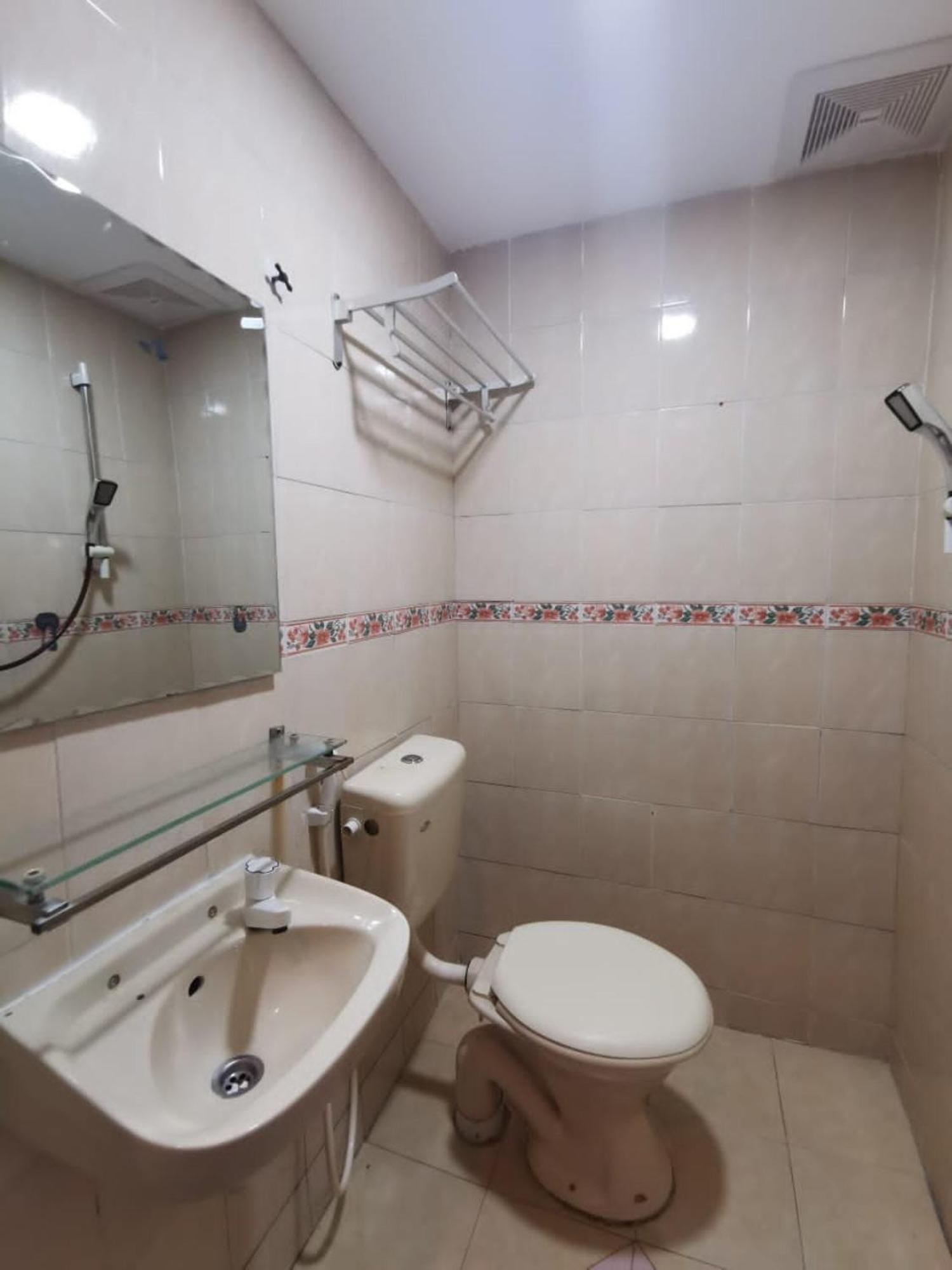 Super Oyo 90086 My Seven Days Inn Johor Bahru Exterior foto
