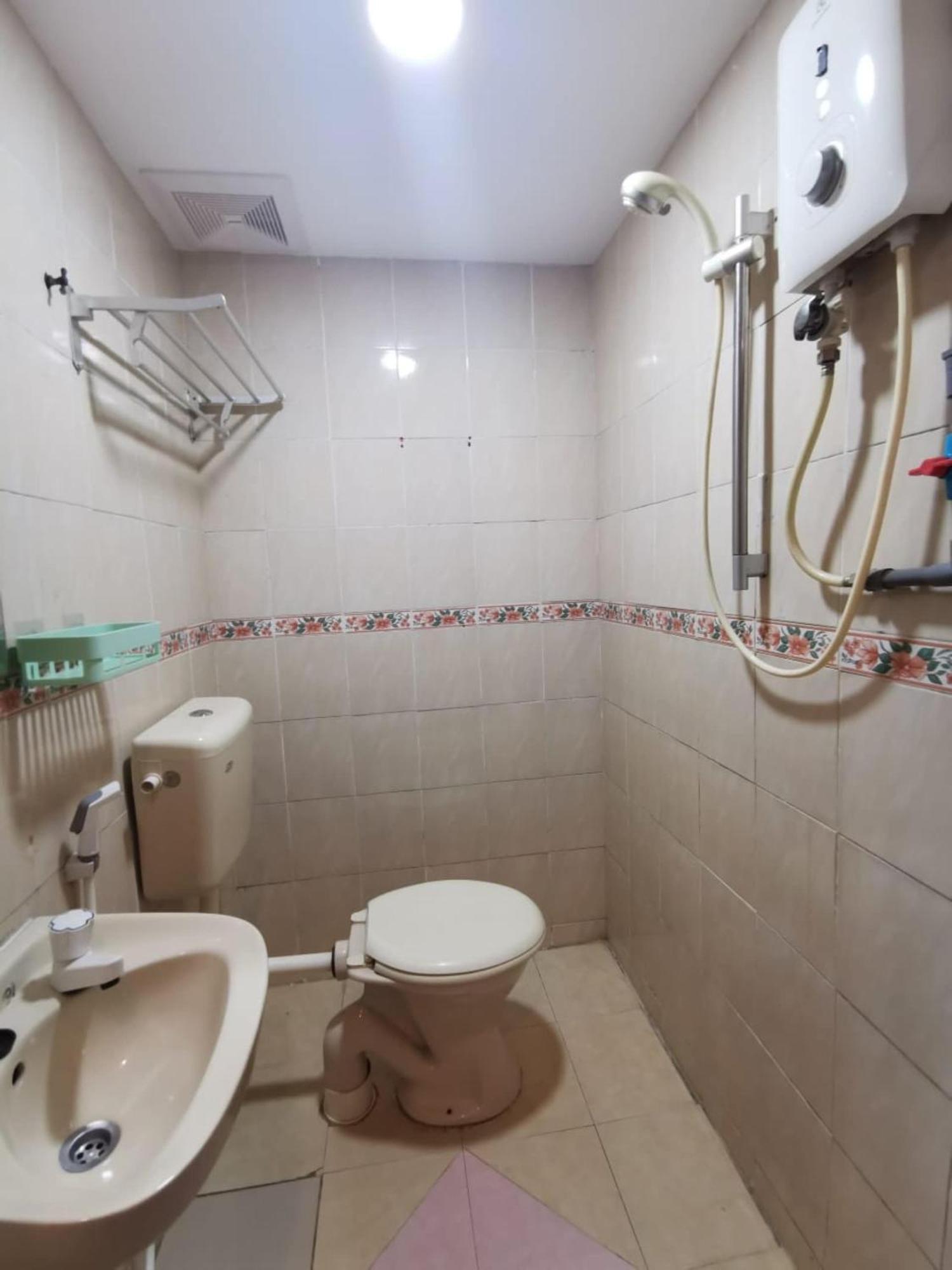 Super Oyo 90086 My Seven Days Inn Johor Bahru Exterior foto