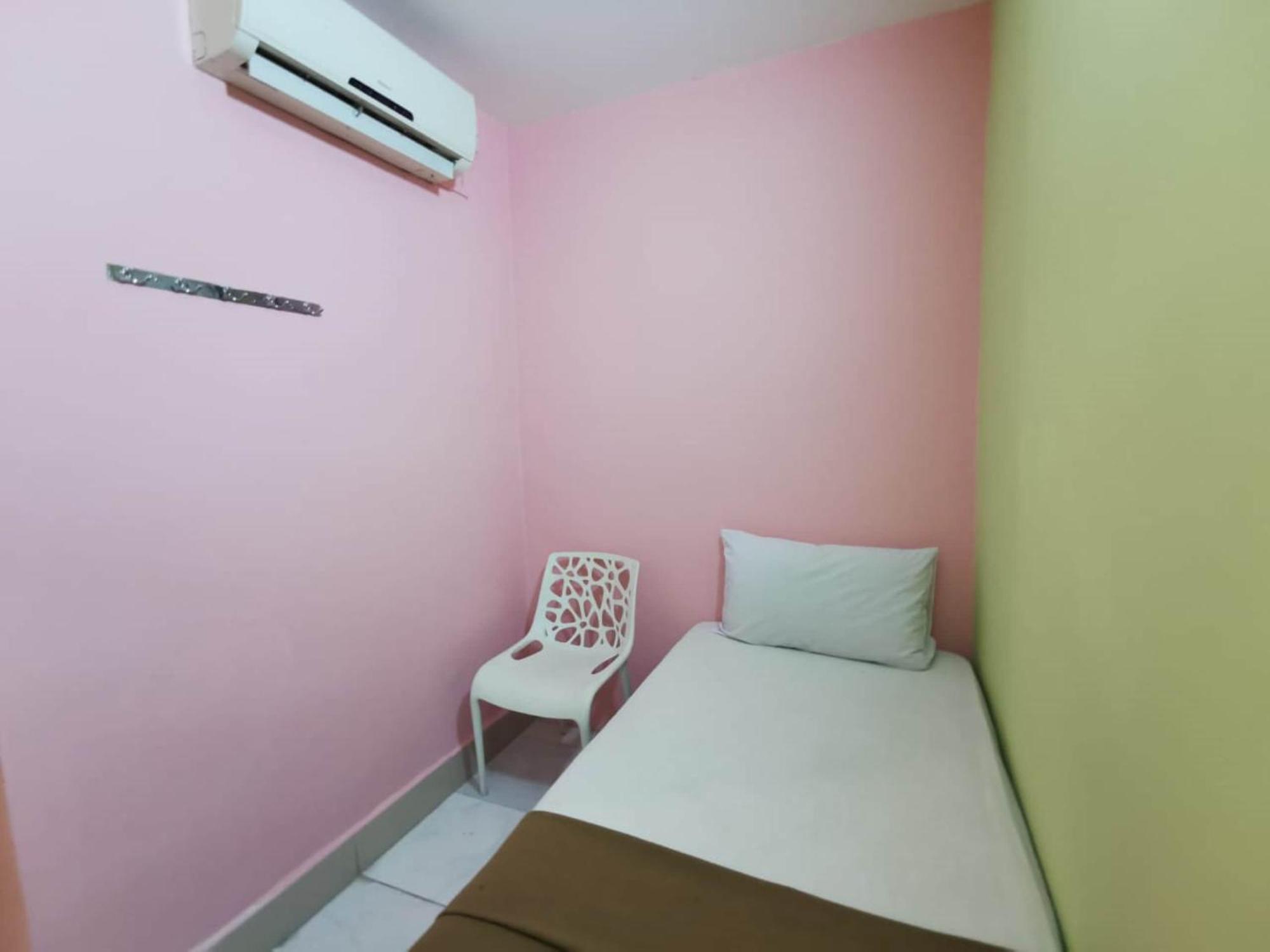 Super Oyo 90086 My Seven Days Inn Johor Bahru Exterior foto